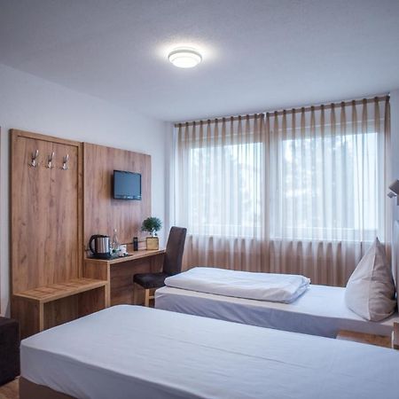 Hotel Leo Eggenstein-Leopoldshafen Luaran gambar